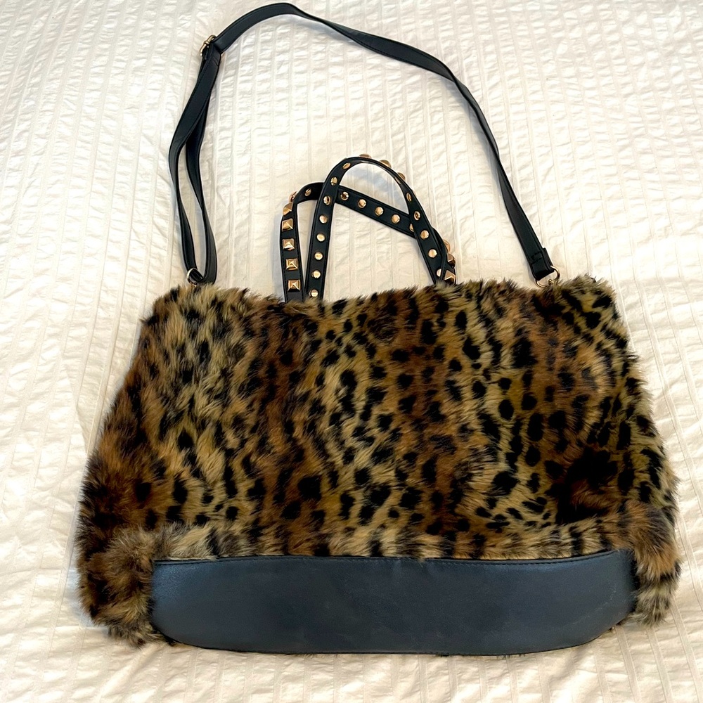 Faux fur tote in great condition fashionable laptop or everyday shopping tote